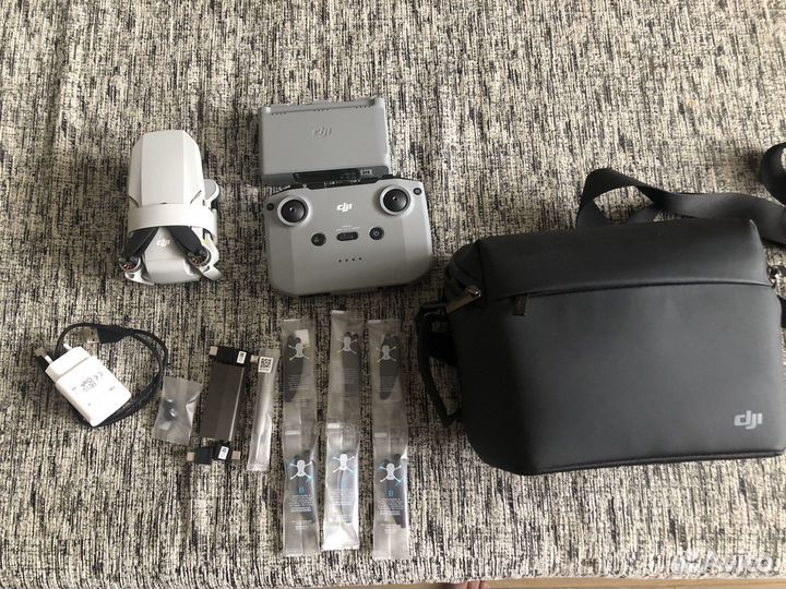 Dji mini 2 fly more combo