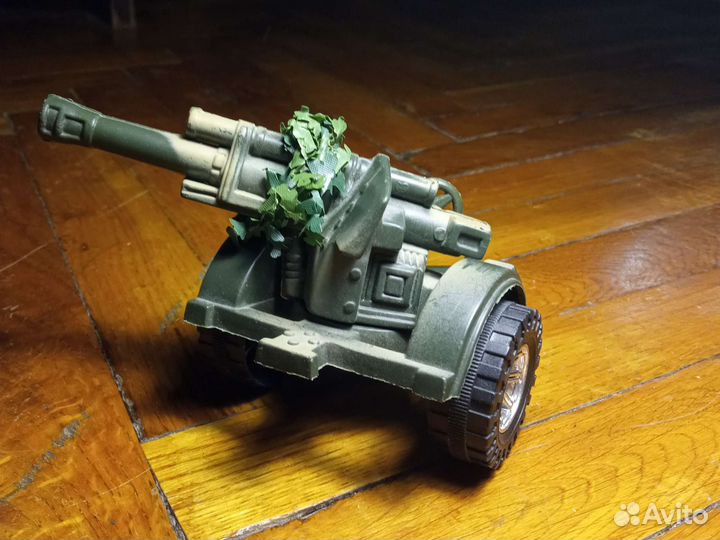 Пушка пластиковая