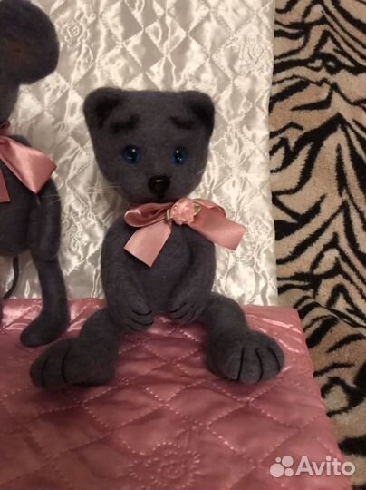 Игрушки валеные из шерсти