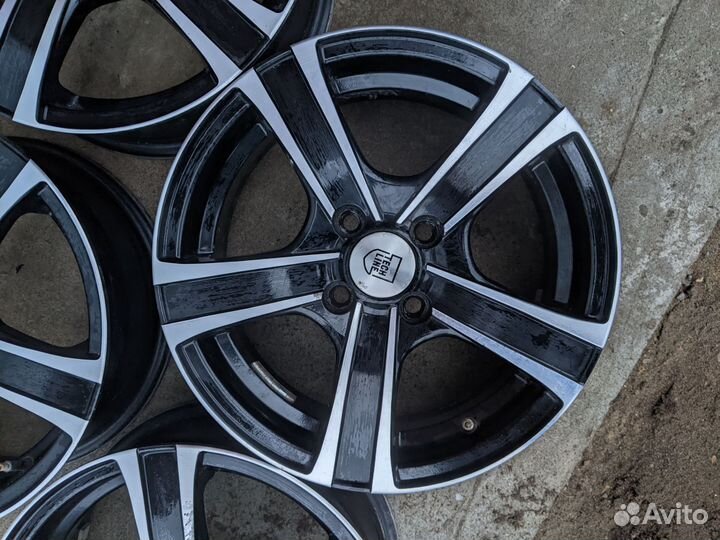 Литые диски r 15 4 100 Веста Альмера Логан