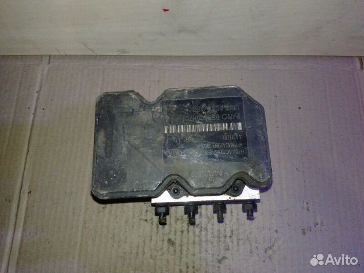 Блок ABS (насос) Hyundai Solaris 1 2015-2017