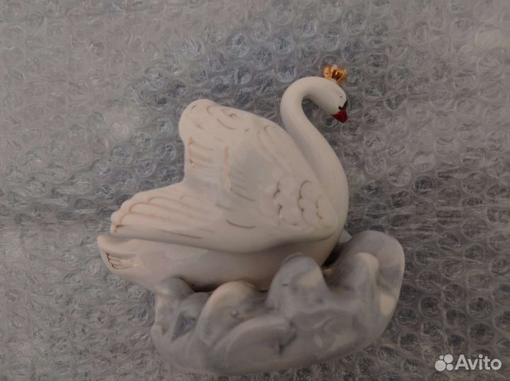 Фарфоровые статуэтки