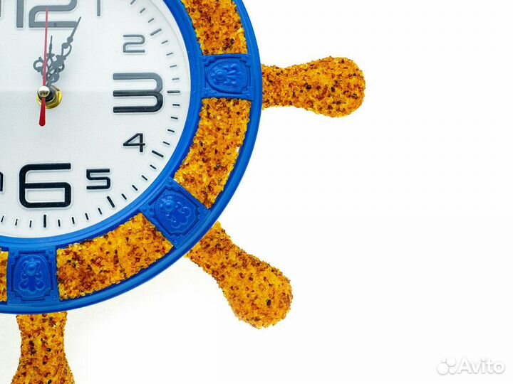 Часы из янтаря 