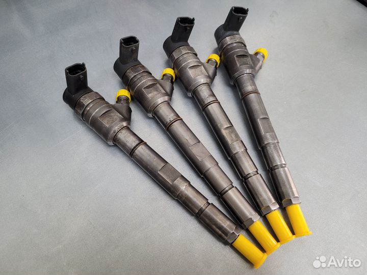 Форсунка Hyundai дизель 0445110274