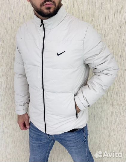 1956. Весенняя куртка Nike/puma