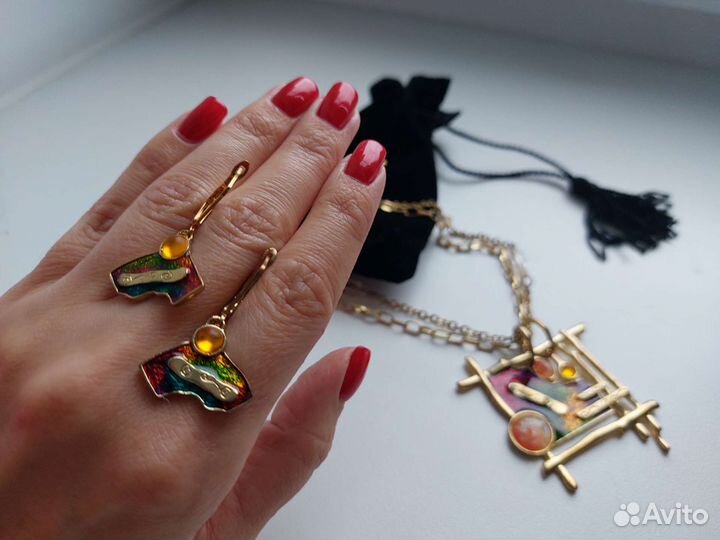 Подвеска и серьги