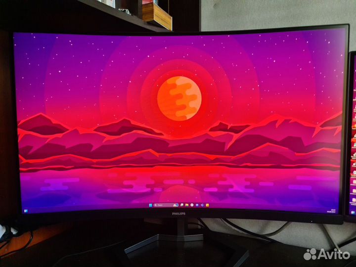 Монитор Philips 32