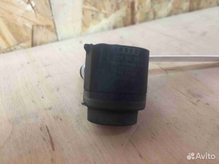 Датчик парктроника Volkswagen CC (3C8 2008- в прои