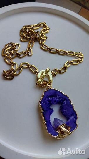 Украшение с кварцевой друзой