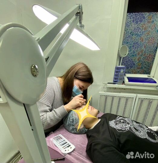 Обучение наращиванию ресниц Оформление бровей