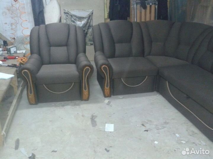 Перетяжка и замена обивки диванов из рогожки