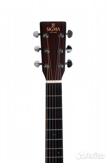 Sigma 000MC-15E, 6-струнная электроакустическая гитара. Корпус 000-14 Fret с вырезом. Верхняя дека и