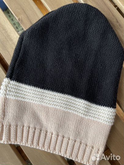 Шапка Armani Jeans женская оригинал