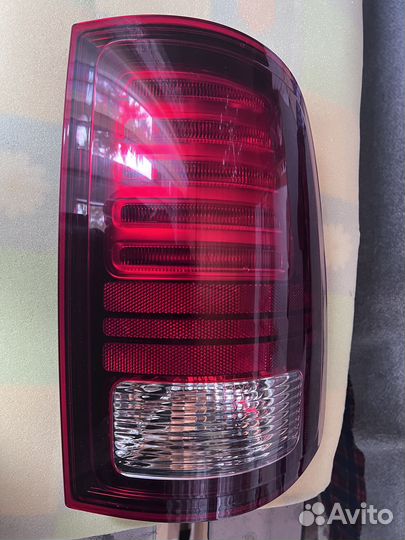 Фонарь (задний) правый Dodge Ram