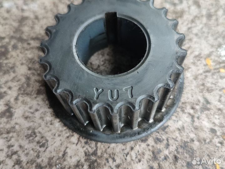 Шестерня коленвала Mazda Familia bj3p и демпфер