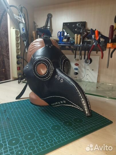 Маска чумного доктора