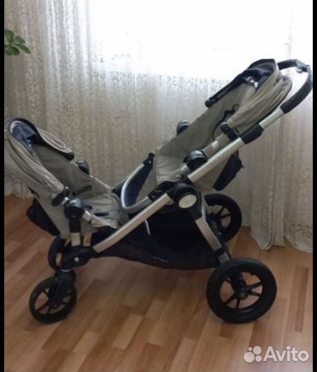 Коляска для двойняшек /погодок