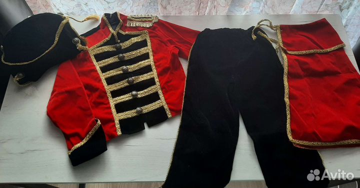 Костюм карнавальный