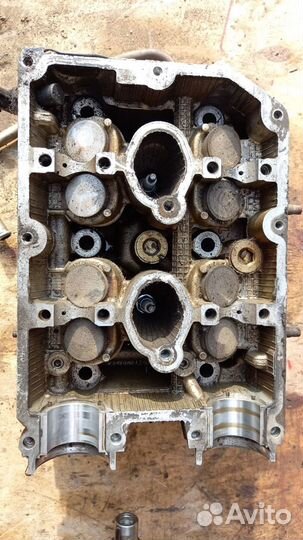 Головка блока цилиндров Subaru Legacy, левая EJ20