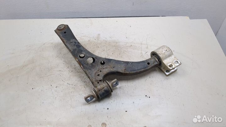 Рычаг подвески левый передний Chevrolet Cruze 2015