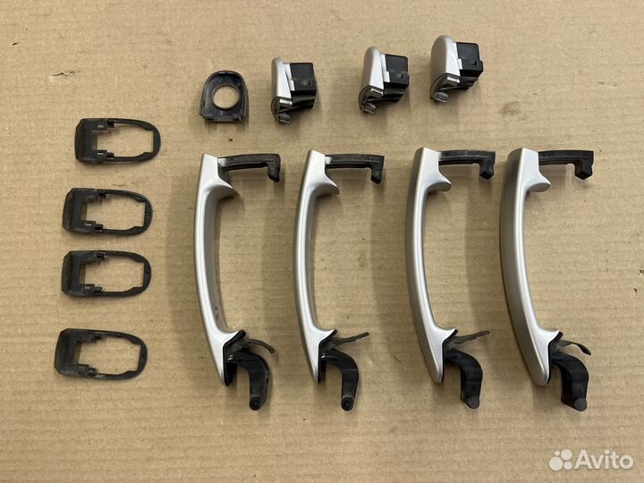 Комплект ручек дверей серебристых VAG Фольцваген