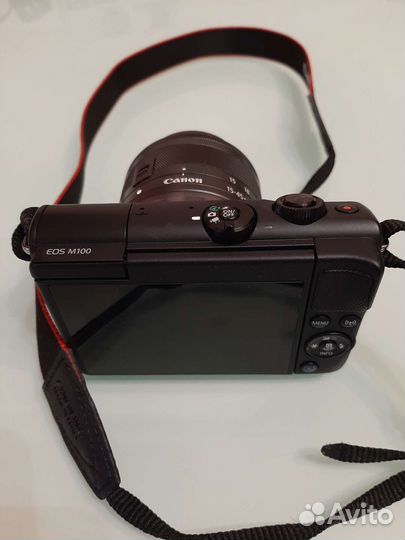 Canon eos m100
