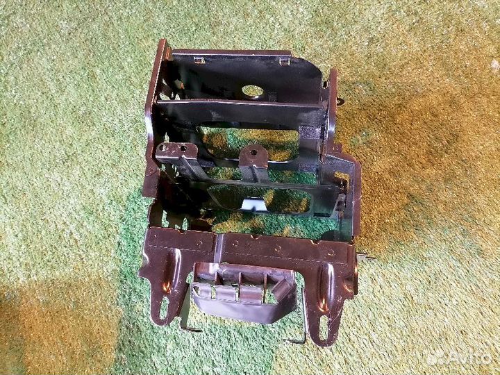 Кронштейн 4F0035209A Audi A6 C6 4F 4F2