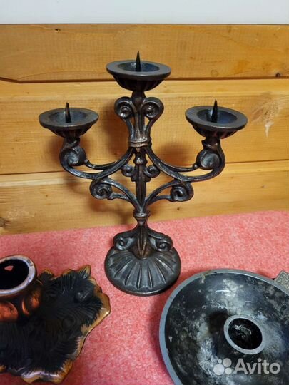 Подсвечники