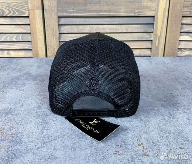 Кепка бейсболка Louis Vuitton чёрная