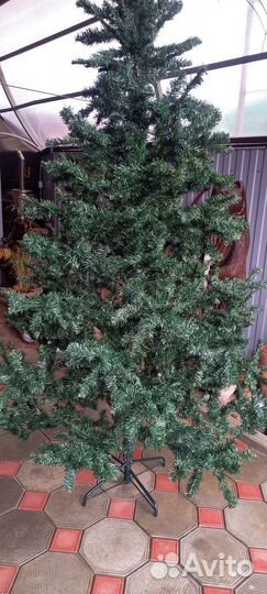 Ель искуственная 2.50 б/у