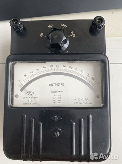 Вольтметр 45-55-300 Hz отл сост