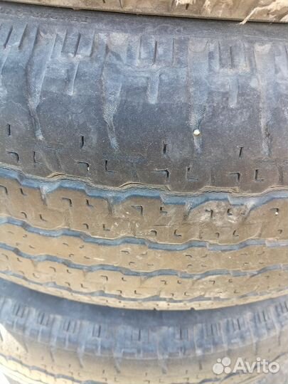 Bridgestone Dueler H/T D689 215/65 R16