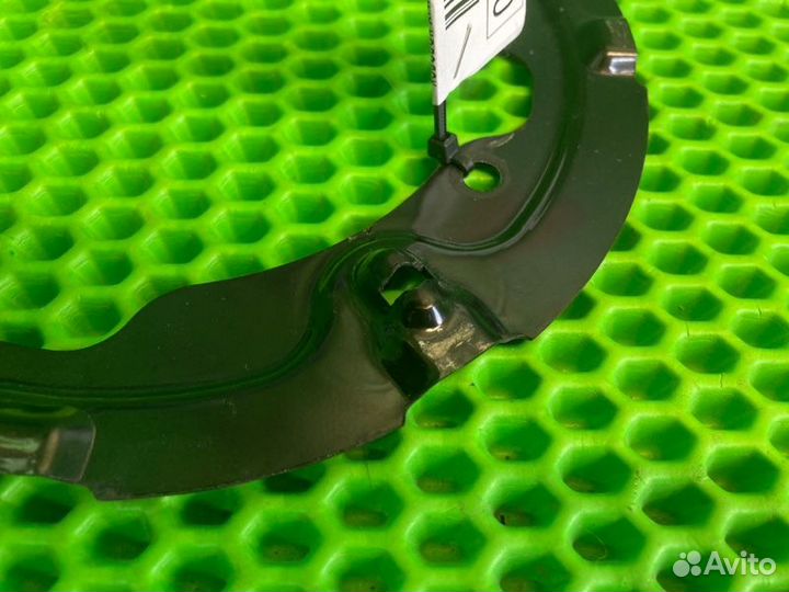 Фиксирующее кольцо тормозных колодок Bmw X5 E70