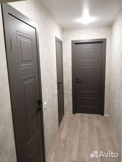 Установка межкомнатных дверей