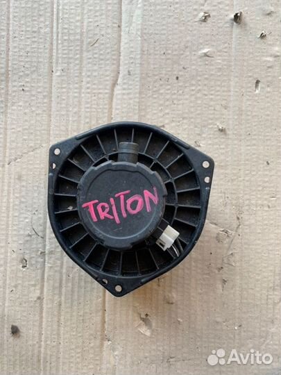 Мотор печки Mitsubishi L200 KB4T 4D56U