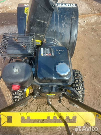 Снегоуборщик бензиновый самоходный бу