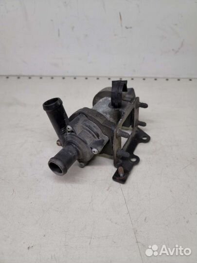 Насос дополнительный VW Touareg