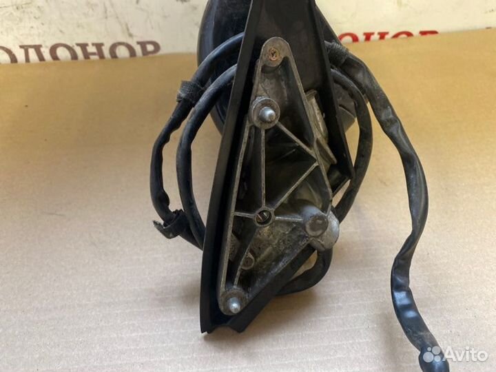 Зеркало боковое переднее правое Audi A4 B6 2002