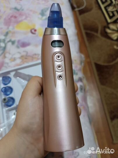 Аппарат для вакуумной чистки кожи