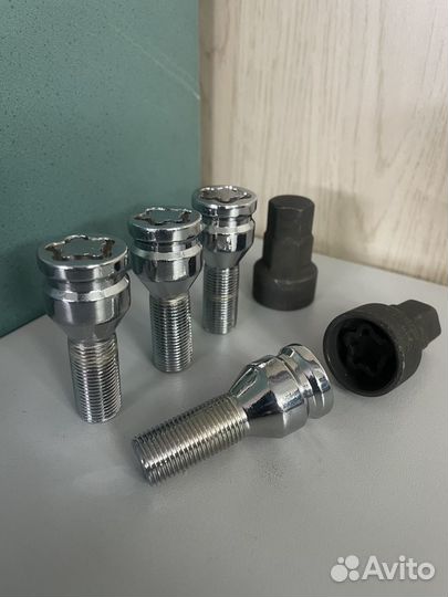 Секретки Болт М14х1,5 конус, колёсный крепёж