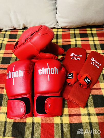 Боксерские перчатки