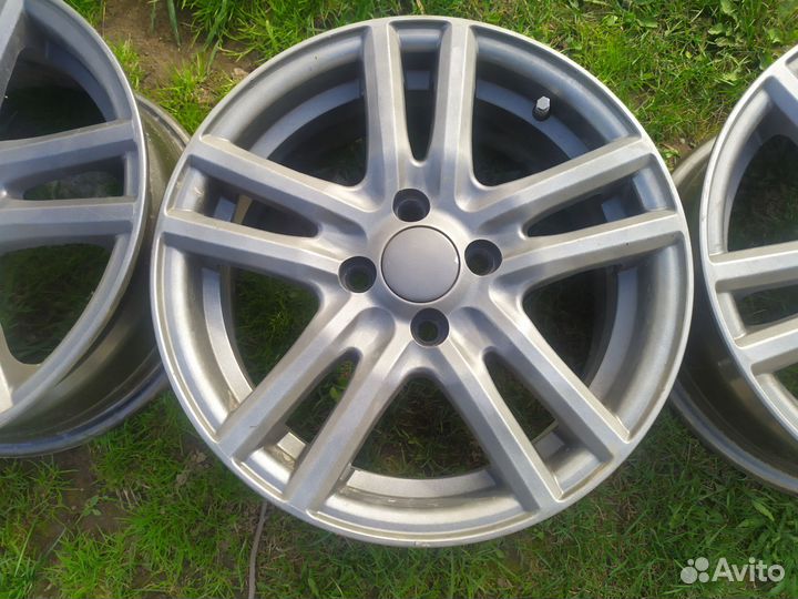 Литые диски r15 на renault logan 2