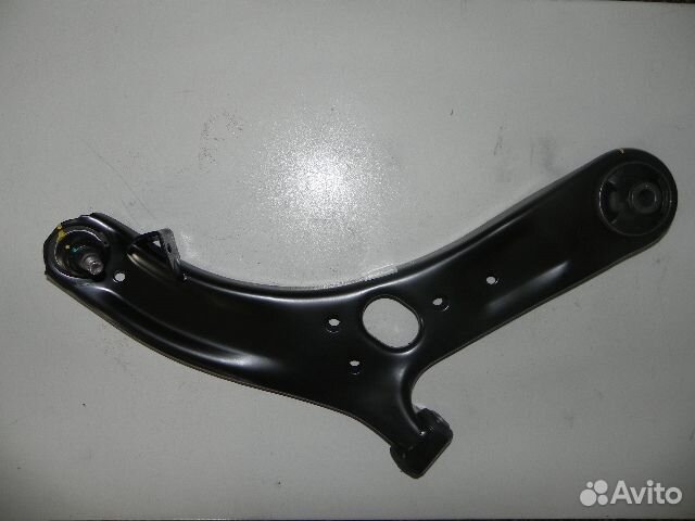 Рычаг подвески передний правый Hyundai Solaris