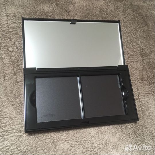 Футляр для декоративной косметики Mary Kay