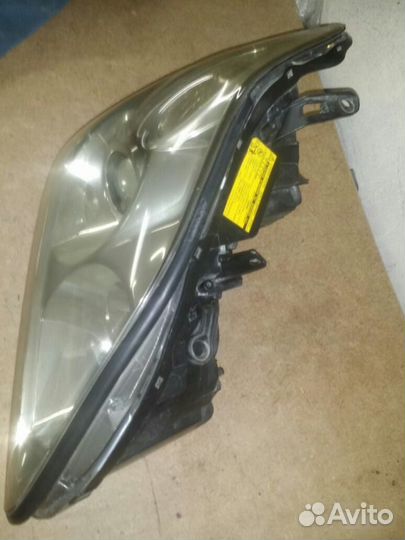 Lexus RX 300 / 330 / 350 фара ксенон правая