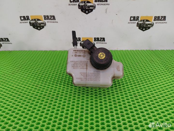 Бачок главного тормозного цилиндра