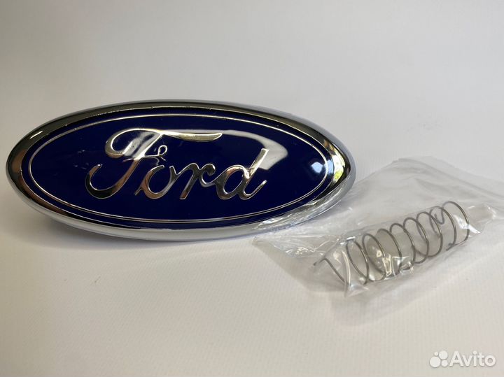 Эмблема передняя Ford Focus 2 с пружинкой