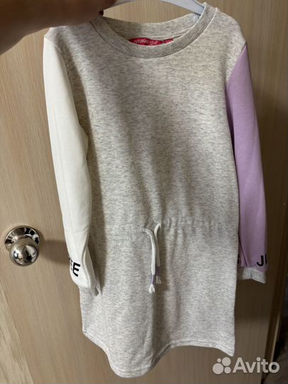 Платье для девочки новое 122