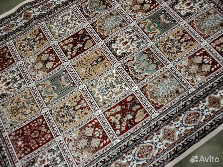 Ковер размером : 2.40х3.40 (№ 25218) новый