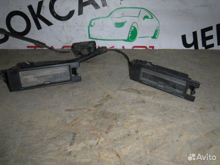 Проводка подсветки номера с плафонами Opel Astra H